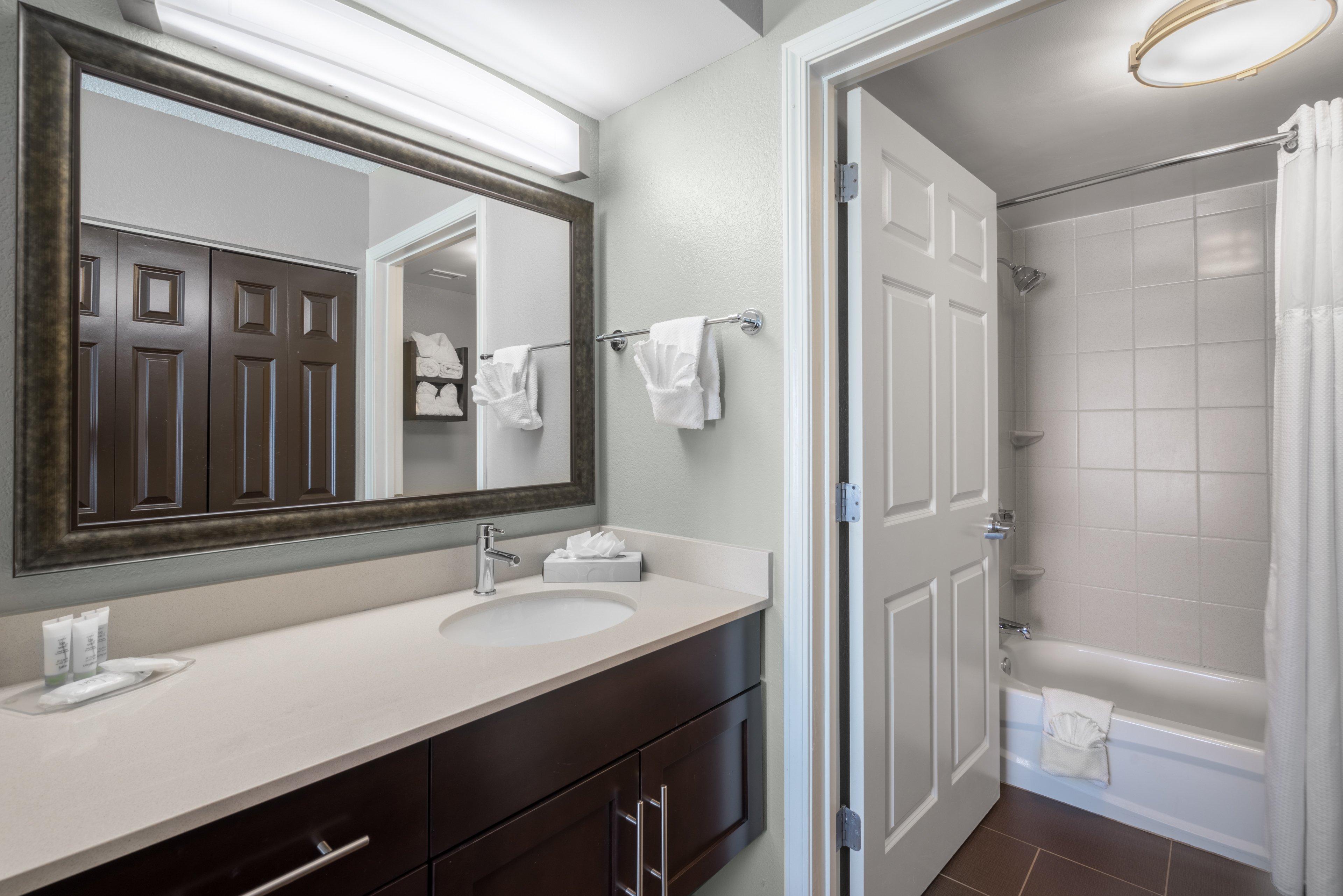 Staybridge Suites Wilmington-Newark By Ihg Екстер'єр фото
