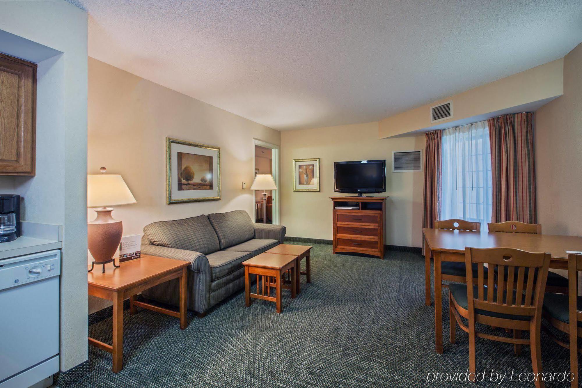 Staybridge Suites Wilmington-Newark By Ihg Екстер'єр фото
